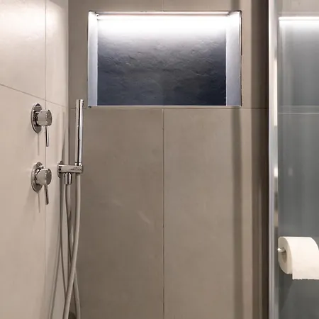Ermes & Apartment Bari