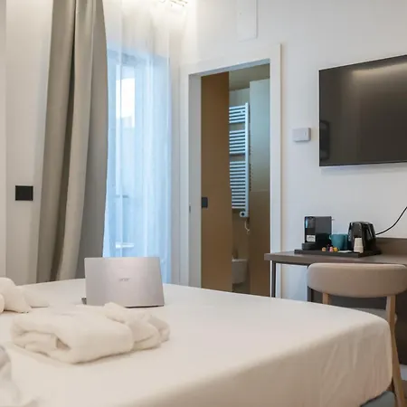 Ermes & Apartment